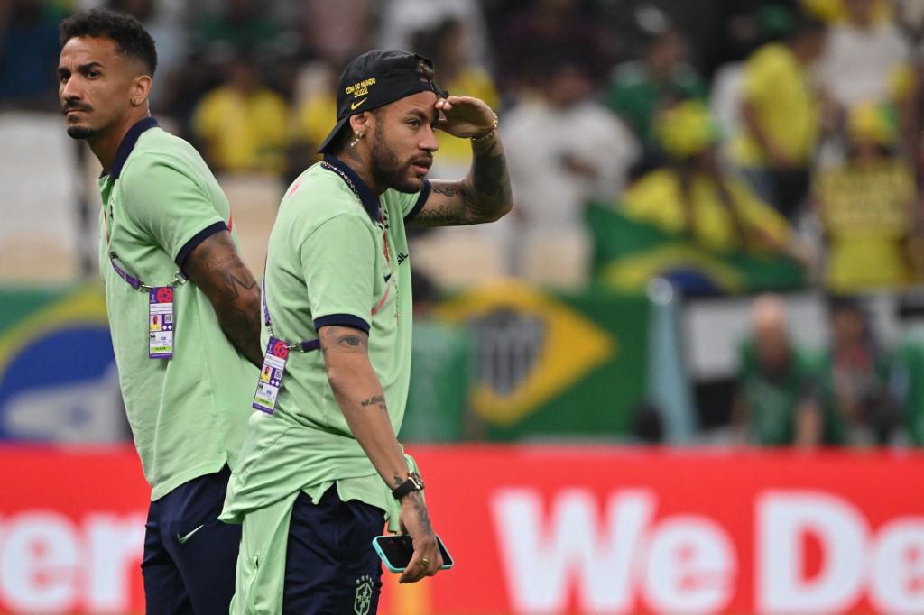 La bronca de Cavani con la máquina del VAR, metió gol, pero se fue expulsado y el feo gesto de Vlahovic en el cierre de grupos de Qatar 2022