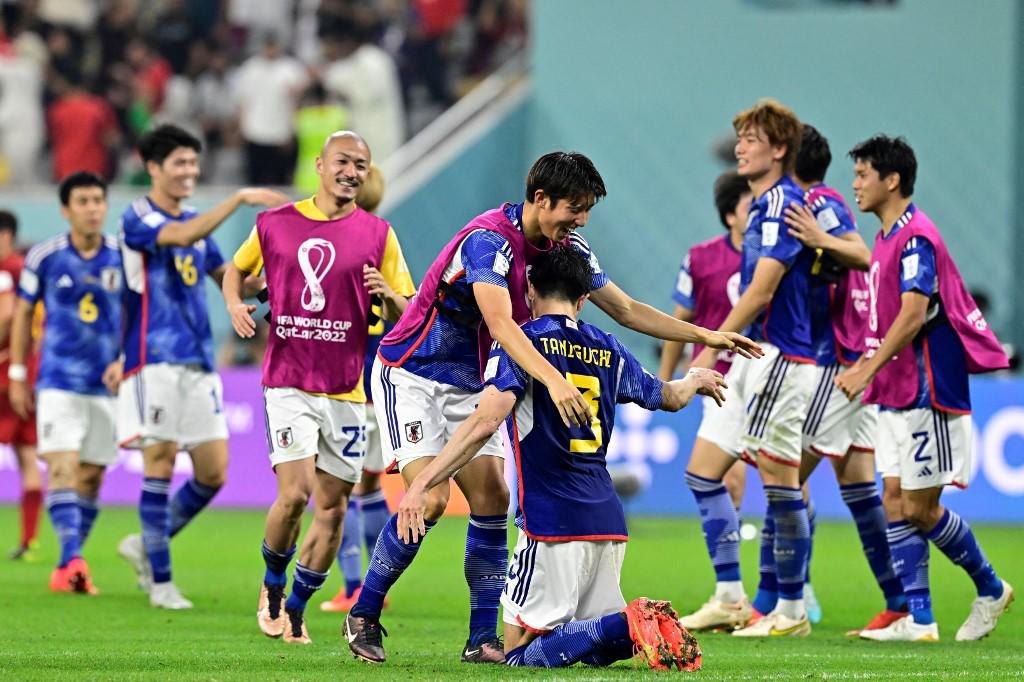 La algarabía de Japón tras bajarse a España en el Mundial; Alemania y Costa Rica quedaron golpeadas por la eliminación