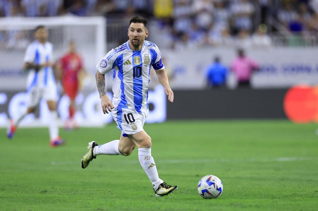 Copa América 2024: Messi falló penal, el show del Dibu Martínez y así festejó Argentina el sufrido pase a semifinales