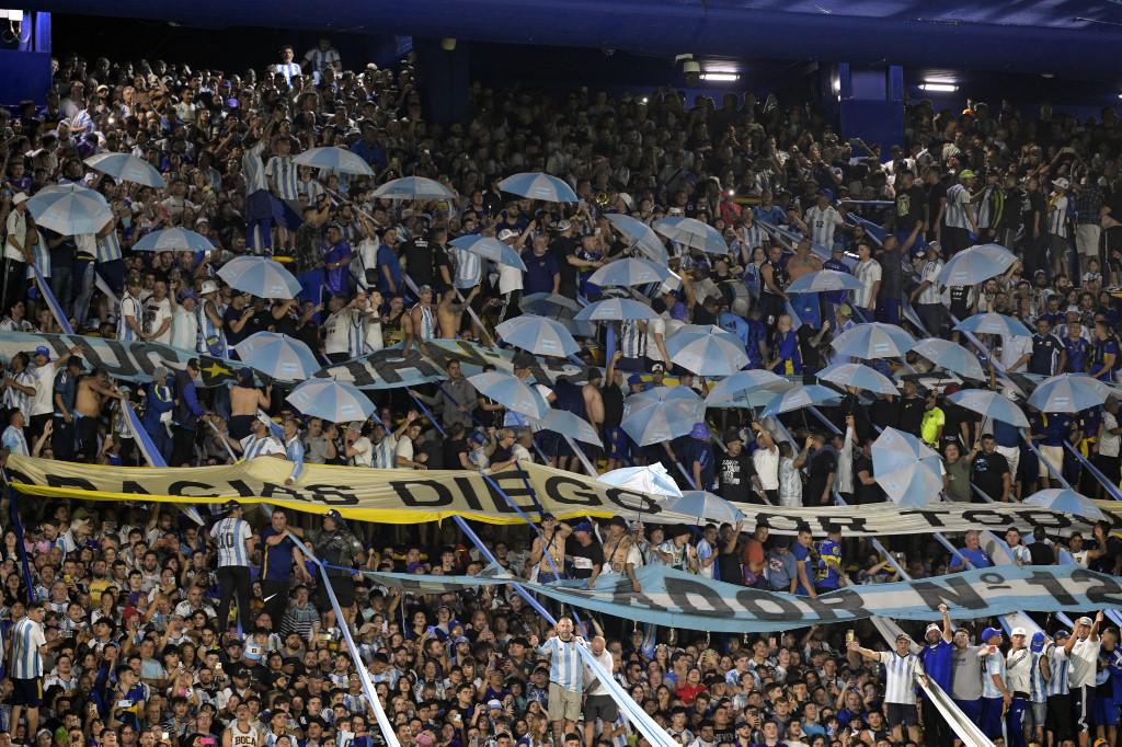 La bronca de Messi ante Uruguay, lo que dijo Ugarte a De Paul y el beso a Luis Suárez tras la victoria ante Argentina