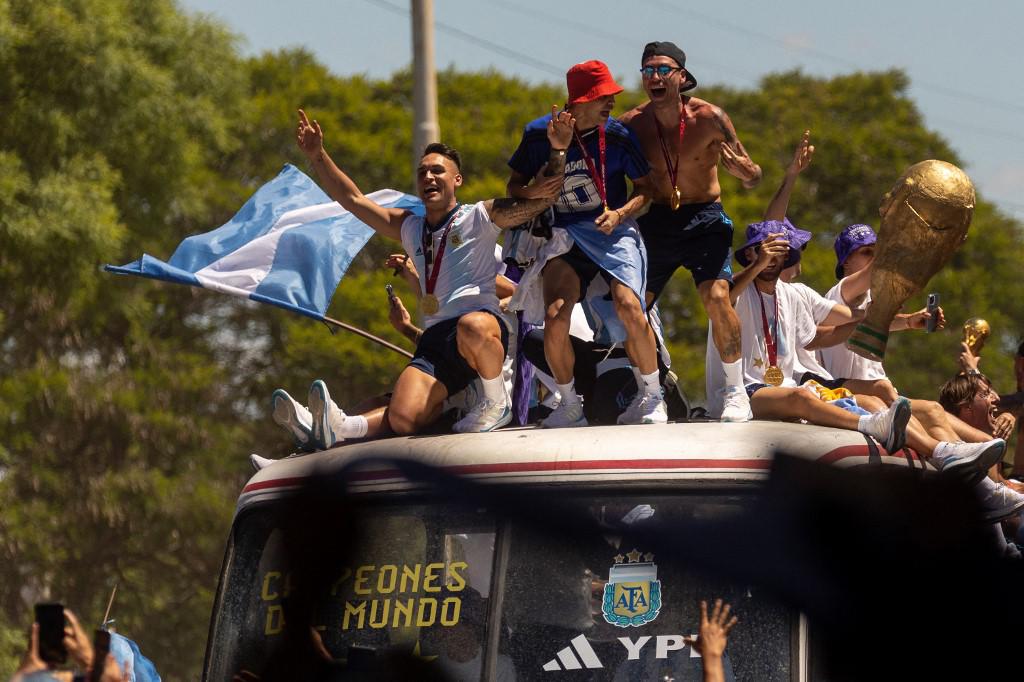 ¿Cuánto le toca a cada jugador? Así se repartirán los 52 millones de dólares que se embolsó Argentina por ganar el Mundial de Qatar