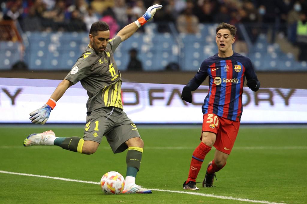 Desde la tanda de penales: así se vivió la sufrida clasificación del Barcelona a la gran final de la Supercopa de España