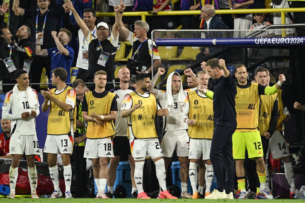 Eurocopa 2024: Alemania cortó una “racha terrorífica” y la fiesta bajo una tormenta eléctrica que había suspendido el partido