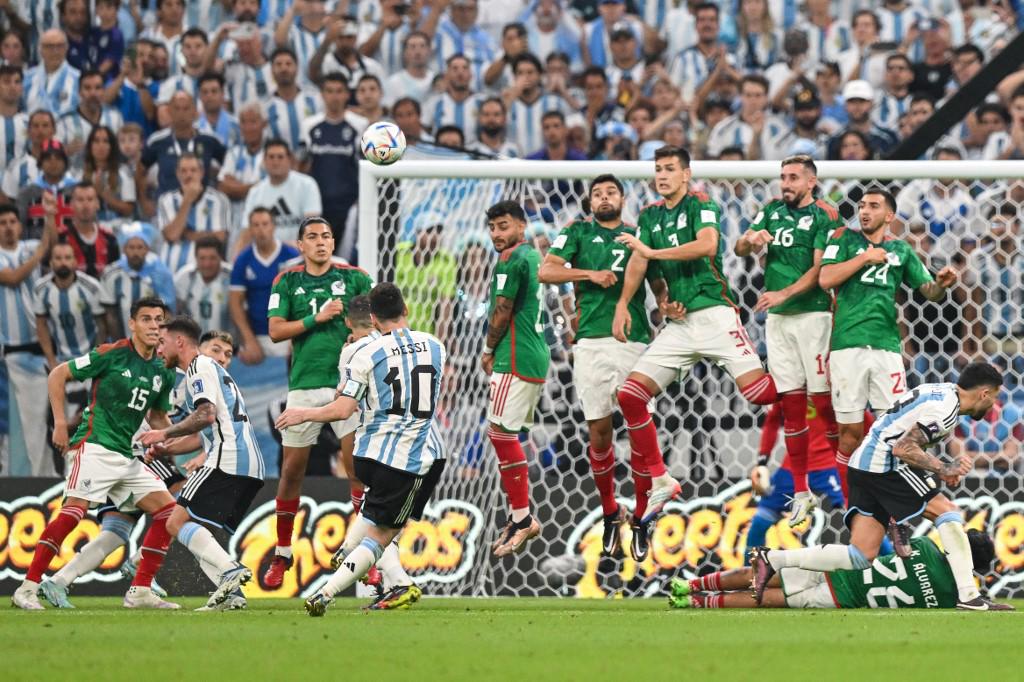 El dolor de los mexicanos y el festejo de Messi por el triunfo de Argentina en el Mundial; así fue captada Antonela Roccuzzo en el estadio