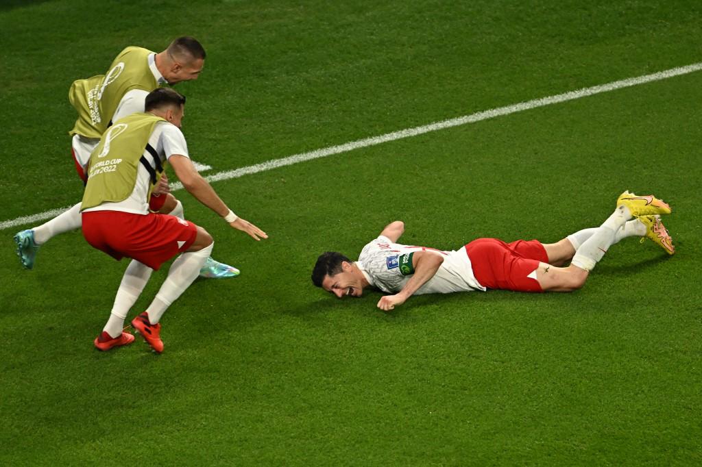 Lewandowski rompe maldición y el karma contra Arabia Saudita; dejó el trabajo por ir al Mundial y así agradece a su jefe