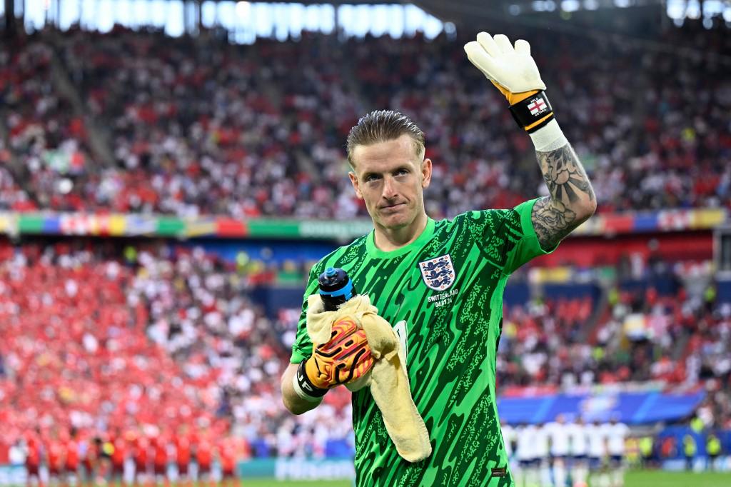 Portero de Inglaterra tenía estudiado a los jugadores de Suiza por los penales: “Akanji, tírate a la izquierda”