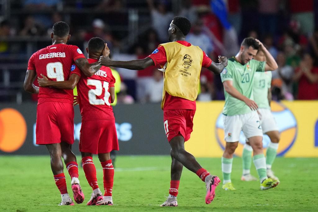 Festejo histórico de Panamá en Copa América y la hermosa árbitra; Pulisic se enfada y lo ignoran tras eliminación de USA