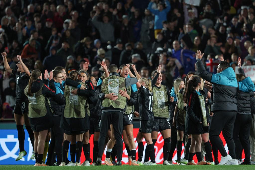 Mundial femenino 2023: Nueva Zelanda y Australia abren la competición en casa con sendos triunfos