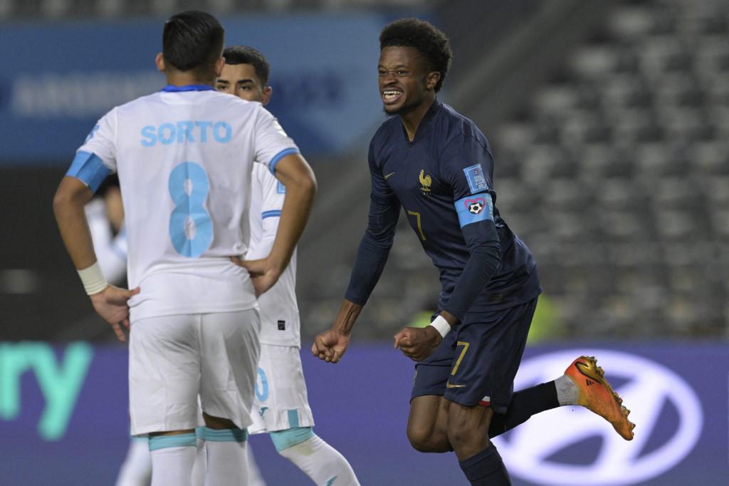¡Abatidos! Así quedaron los jugadores de Honduras y Francia tras dura eliminación en el Mundial Sub-20 de Argentina