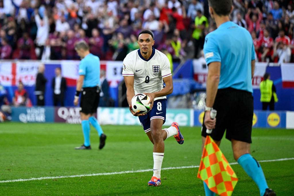 Portero de Inglaterra tenía estudiado a los jugadores de Suiza por los penales: “Akanji, tírate a la izquierda”