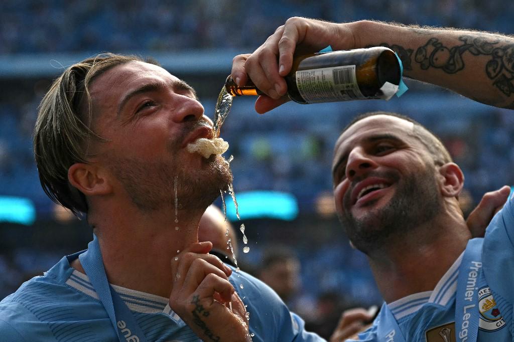 Grealish ebrio y así fue captado Pep Guardiola: la ‘loca’ fiesta del City campeón de Premier ¿Qué pasó con Haaland?