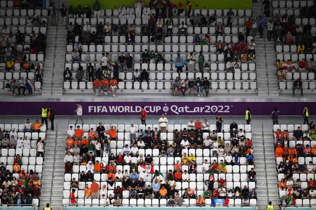 La entrada era gratis: las increíbles imágenes del Senegal-Países Bajos con un estadio medio vacío en pleno Mundial