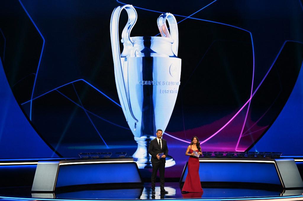 FOTOS: El mensaje de Muller a Lewandowski, los nervios de Yaya Touré, el cruce de palabras entre Benzema y Alexia en la gala UEFA