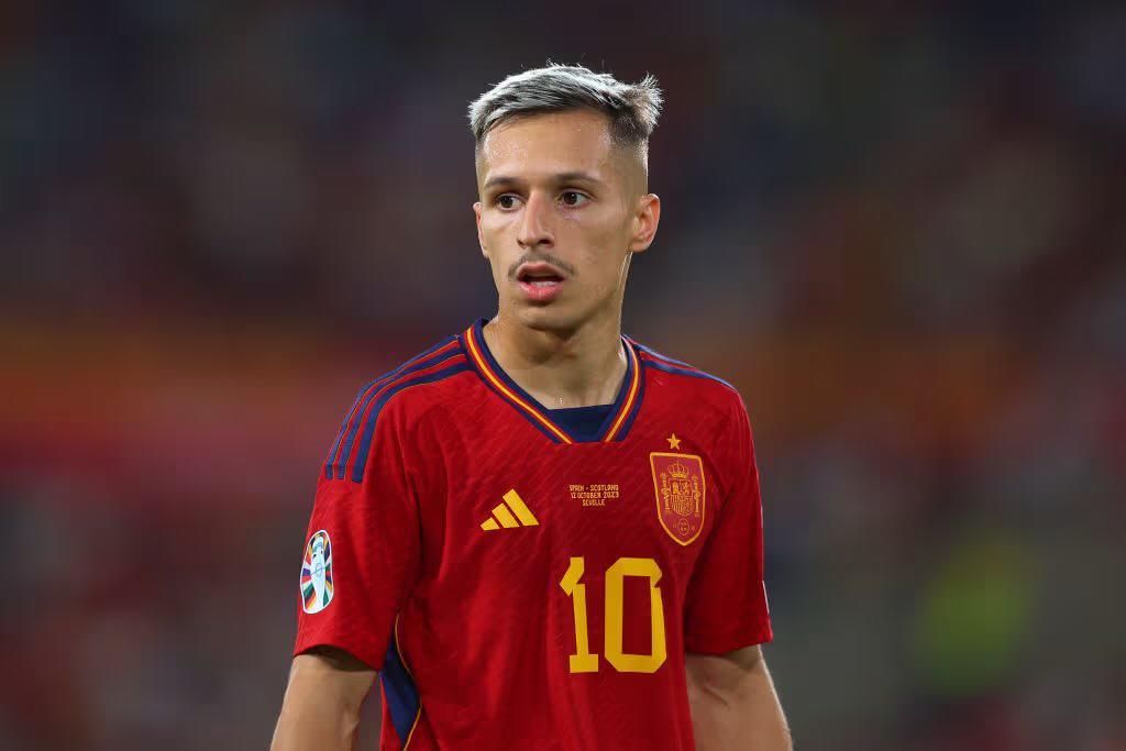 Barcelona anunció salida y va por su tercer fichaje; Real Madrid confirma refuerzo y el nuevo técnico de Cristiano Ronaldo