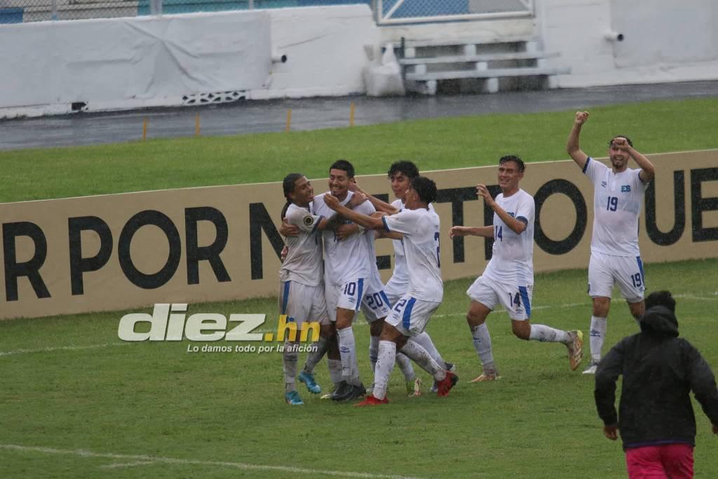 “Pónganla de delantera”, la guapa fisioterapeuta que se robó el “show” en el duelo entre Panamá y Aruba en el Nacional