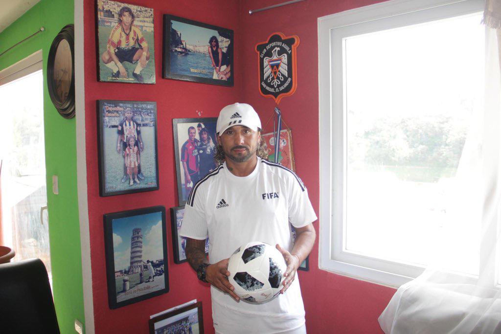 Asesinan a balazos a técnico en Guatemala: Tres hombres vestidos de policías lo sacan del hotel y lo ejecutan