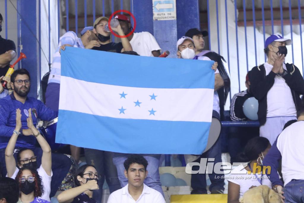 Gimnasio abarrotado, larga fila, bellas jugadoras y una figura del Olimpia en una noche explosiva en la final del V Campeonato Centroamericano de Voleibol