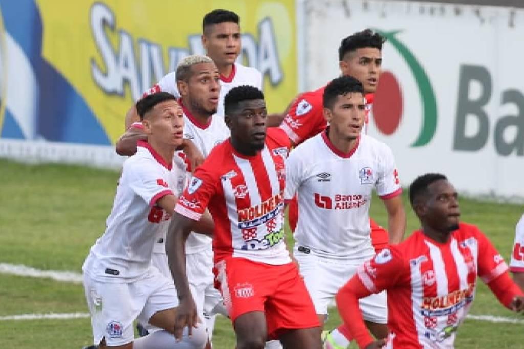 Poderío ofensivo y velocidad: el 11 del Vida para hacer historia ante Olimpia y el sustituto de Sergio Peña