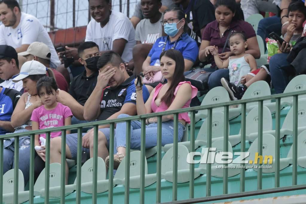 Las bellezas ticas en el Yankel, clasificación de Panamá y el llanto inconsolable de los futbolistas de Cuba