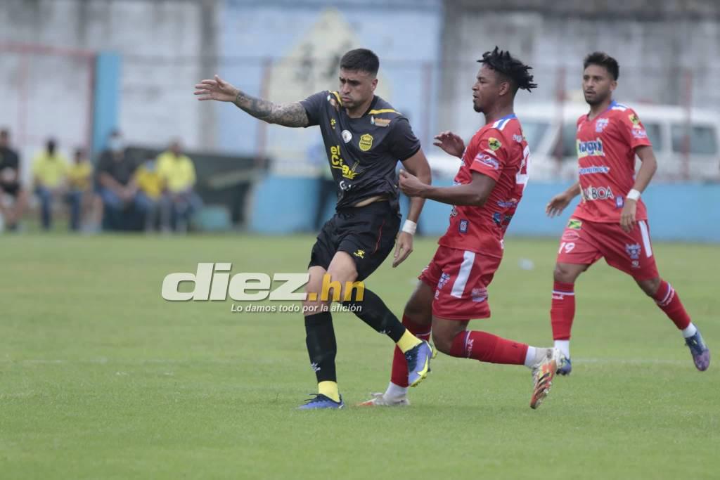 La nueva mascota de La Máquina, sonrisas, bellezas y todo el color durante el amistoso de Real España en Choloma