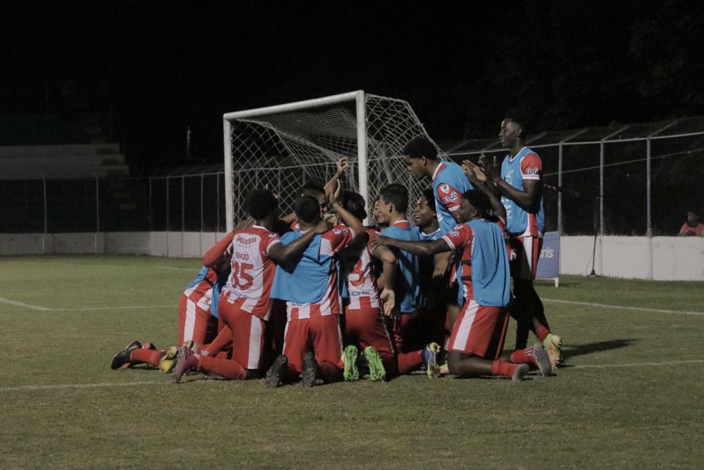 Curiosidades: el único invicto, el estadio que volvió a la Liga Nacional y Troglio se acerca a récord espectacular
