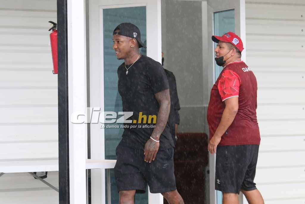 Delantero Romell Quioto sorprende y se hace presente al inicio de la pretemporada del Olimpia