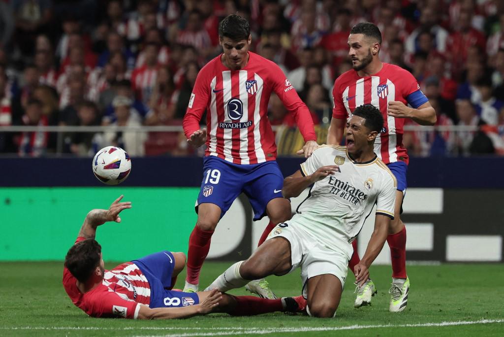 Frustración de Bellingham y Ancelotti; bronca al final y el festejo de Griezmann en el gane del Atlético al Real Madrid