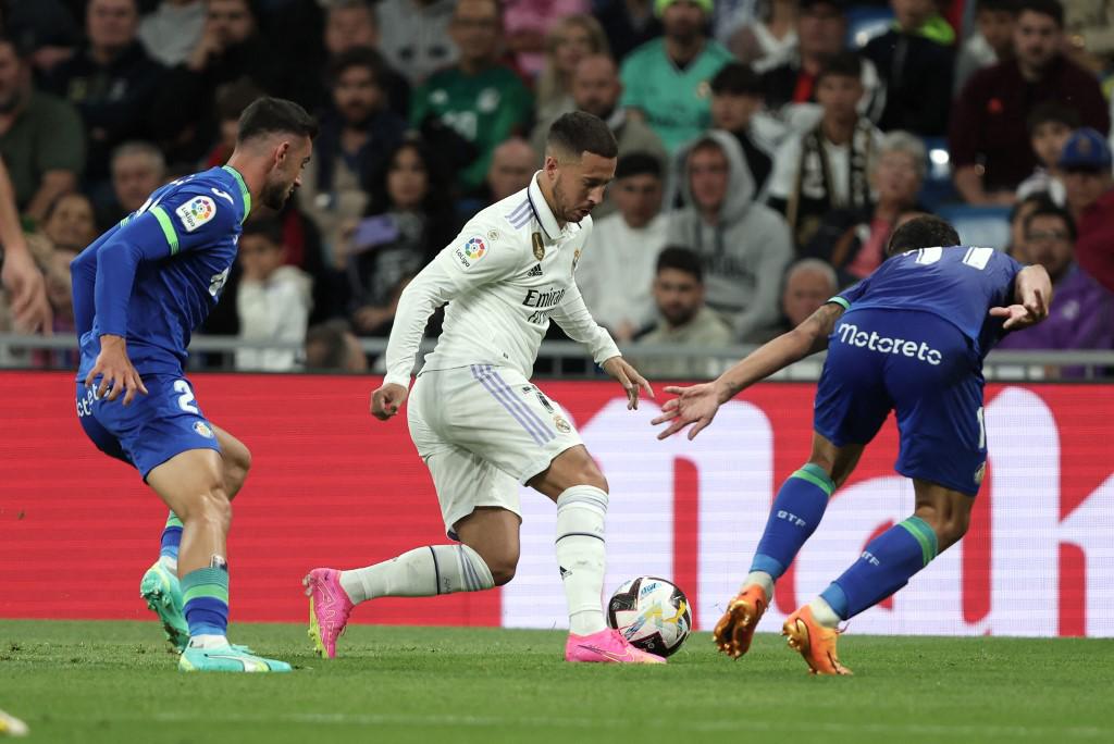 Hazard arrancó de titular y fue reemplazado por Mariano en el complemento.