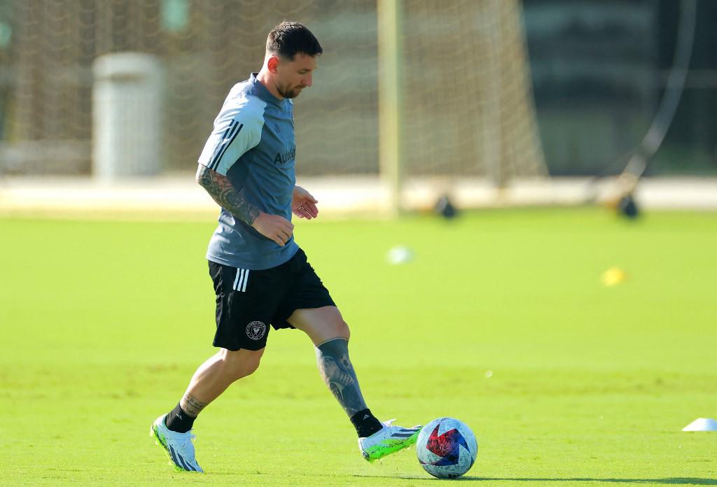 Messi tiene nuevo amigo, visita especial y el reencuentro: Así fue el primer entrenamiento del Leo con el Inter de Miami