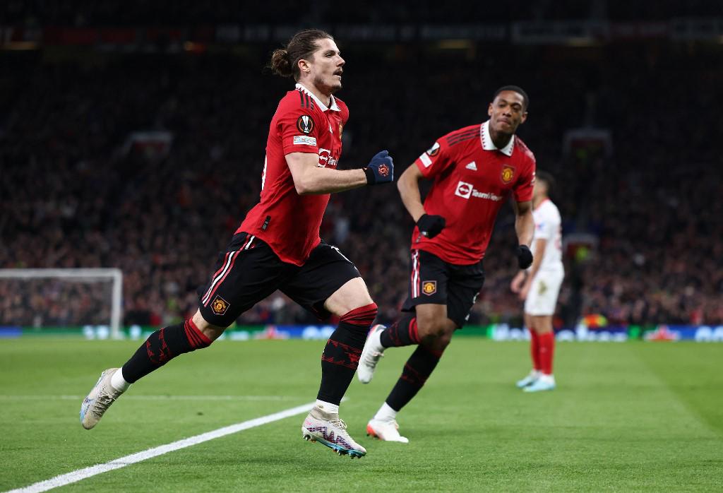 El Sevilla resucita y sale vivo de Old Trafford contra el Manchester United en la Europa League