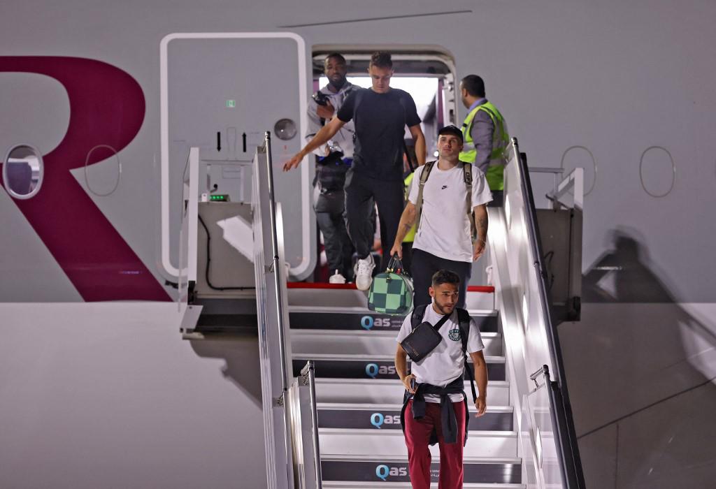 ¡Ya llegaron! La primera selección que aterrizó en Qatar para disputar el Mundial y es de Concacaf