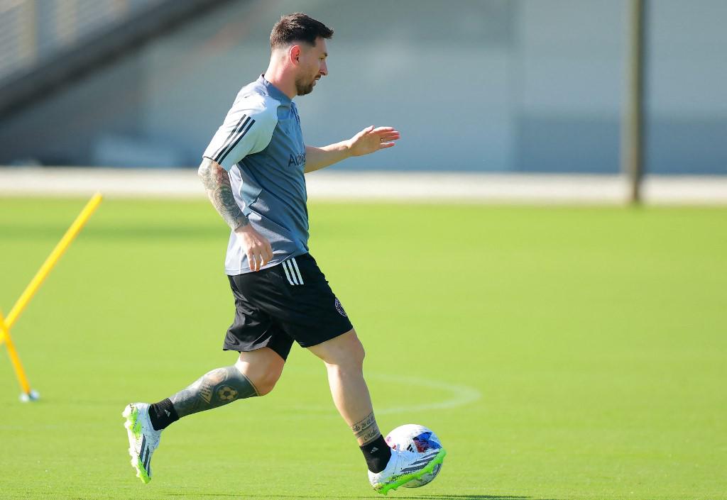 Messi tiene nuevo amigo, visita especial y el reencuentro: Así fue el primer entrenamiento del Leo con el Inter de Miami