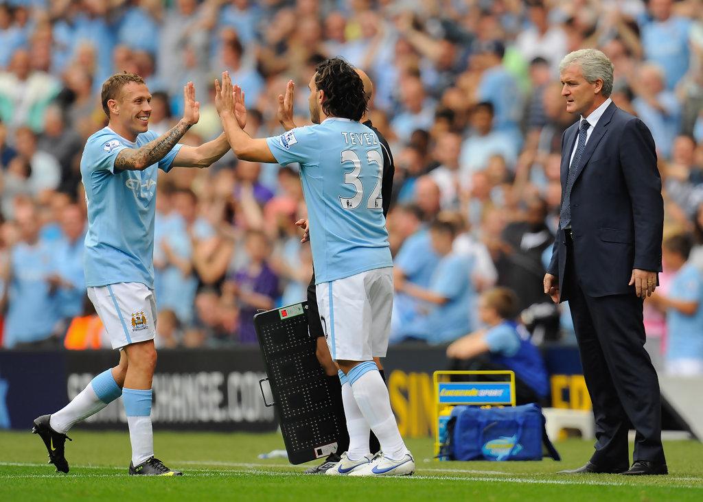 ¡Y no fue por droga, mujeres o alcohol! La exfigura de la Premier League que perdió su fortuna y se quedó sin casa ni auto