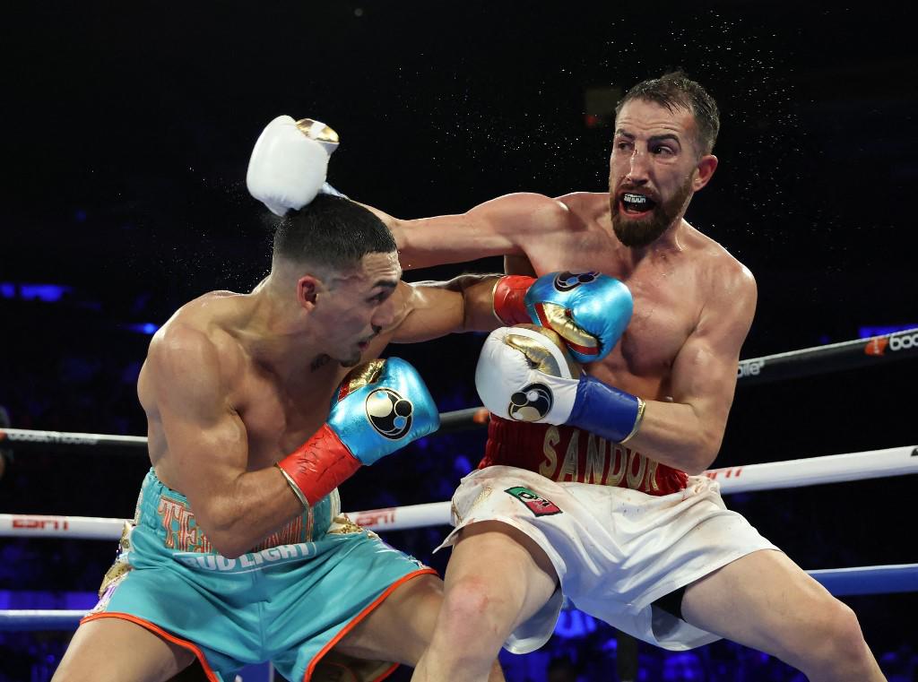 Diario Marca de España asegura que el triunfo de Teófimo López ante Sandor Martín fue un robo: ‘‘Ha sido bochornoso’’