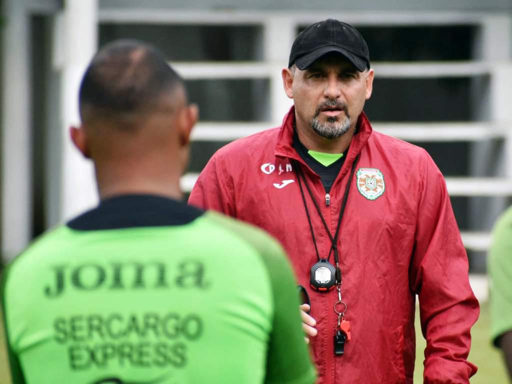 Fichajes: Victoria anuncia revolución de fichajes para no descender; Vida confirma extranjero y la marcha de Luis Palma a Europa