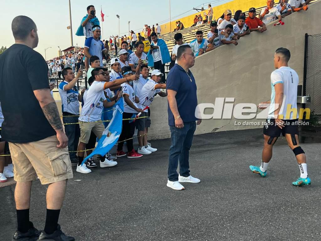 Alegría y ambiente inigualable entre hinchas de Olimpia en New Jersey; Kevin López aclamado por autógrafos en Comunicaciones