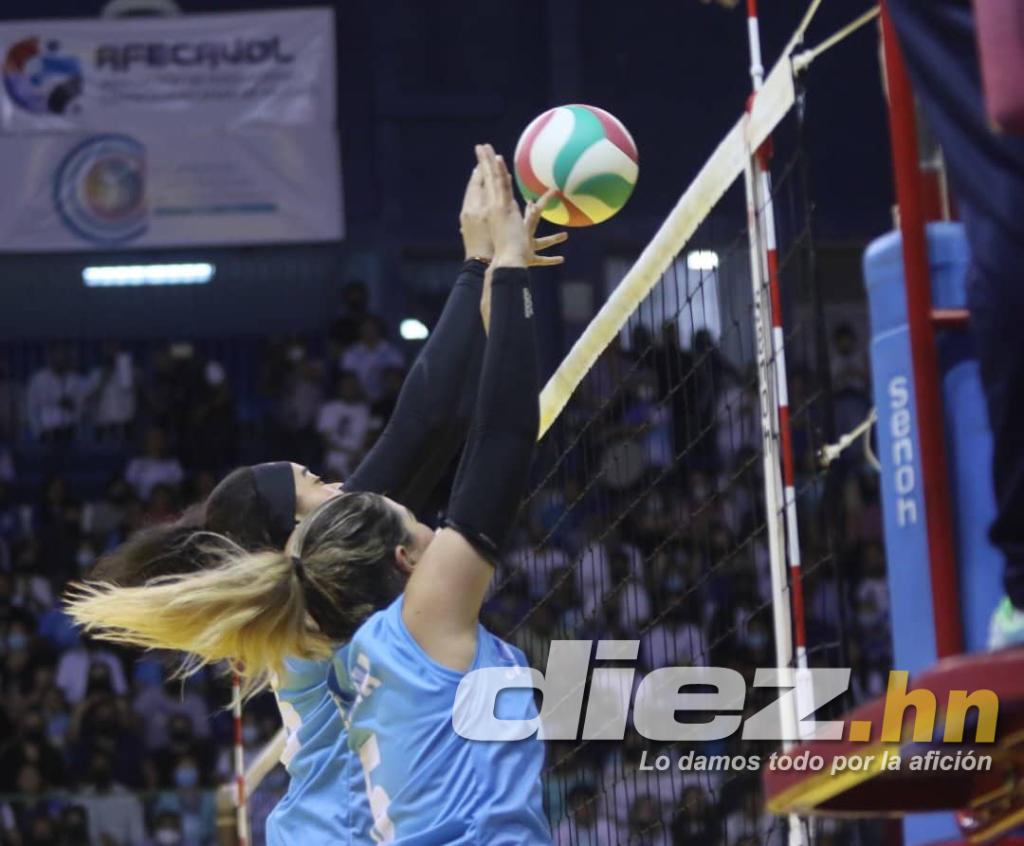 Gimnasio abarrotado, larga fila, bellas jugadoras y una figura del Olimpia en una noche explosiva en la final del V Campeonato Centroamericano de Voleibol