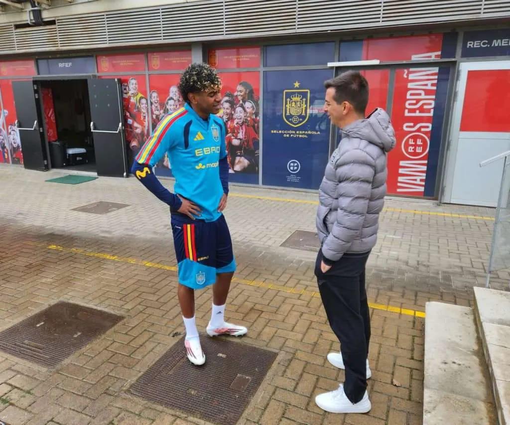 ¡Junto a Lamine Yamal! Directivos de la selección de Honduras visitan concentración de España y así fue el gesto del jugador