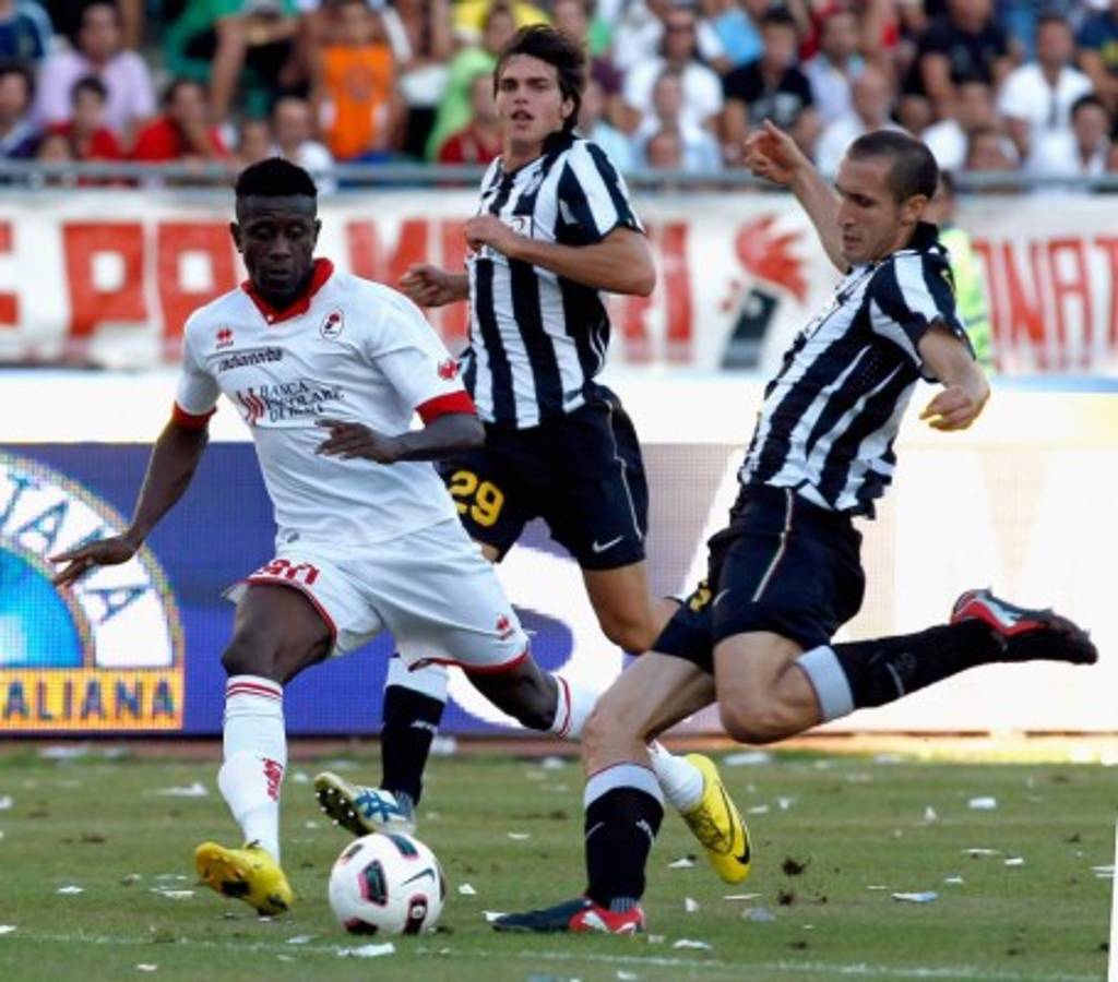 ¡Le toca al Choco! Los hondureños que han enfrentado a grandes estrellas del fútbol