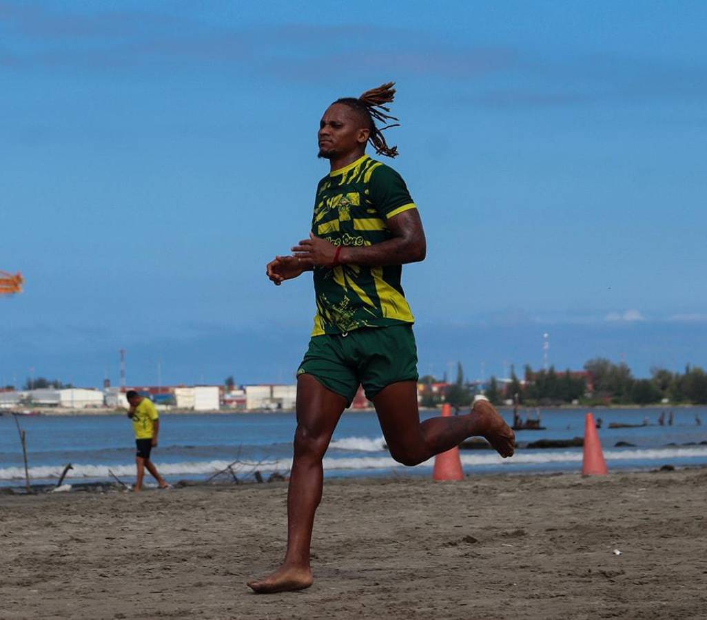 Fichajes en Liga de Ascenso de Honduras: mundialista ya fue presentado, Georgie Welcome se resiste al retiro y club dio de baja a 11 jugadores