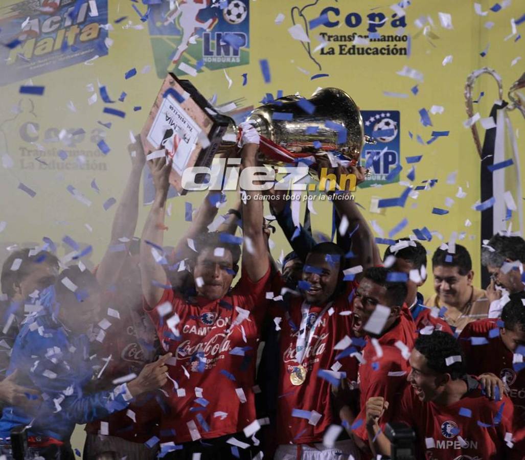 ¡Llenazo, festejo y rostros tristes! Las imágenes de la última final que disputaron Real España vs. Olimpia en el Morazán