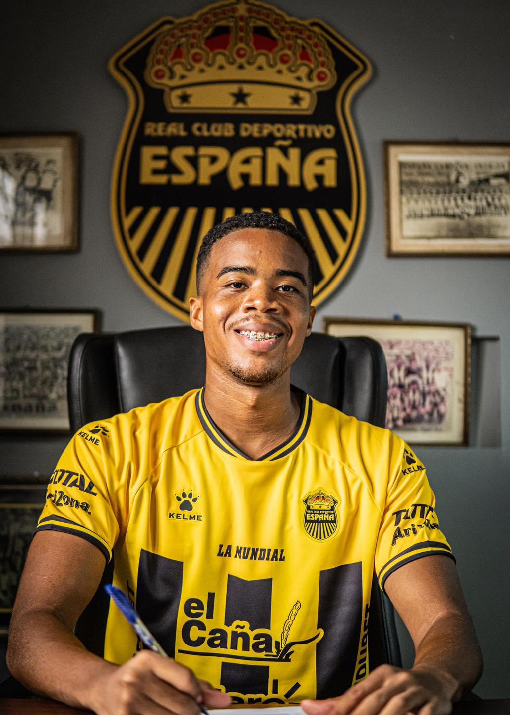 Michaell Hill es el nuevo refuerzo del Real España.