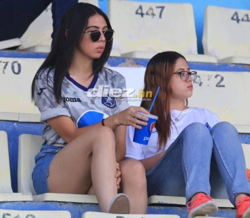 ¡Mamitas! Las linduras que adornaron la vuelta del repechaje en Honduras