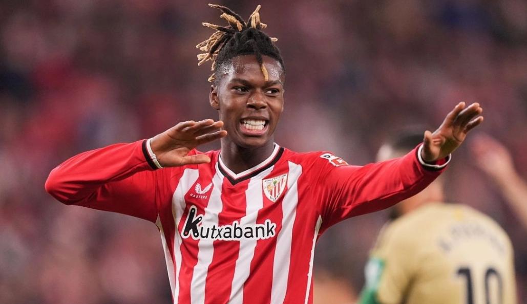 El plan de Hansi Flick para 2025: un crack fue ofrecido al Barcelona y los grandes fichajes que tiene en carpeta