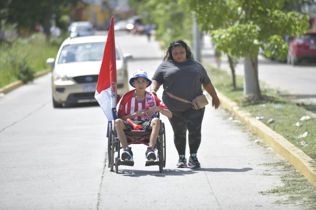 De 3 meses en coma a ver al Olimpia, gesto de Jorge Álvarez y locura de la Ultra Fiel