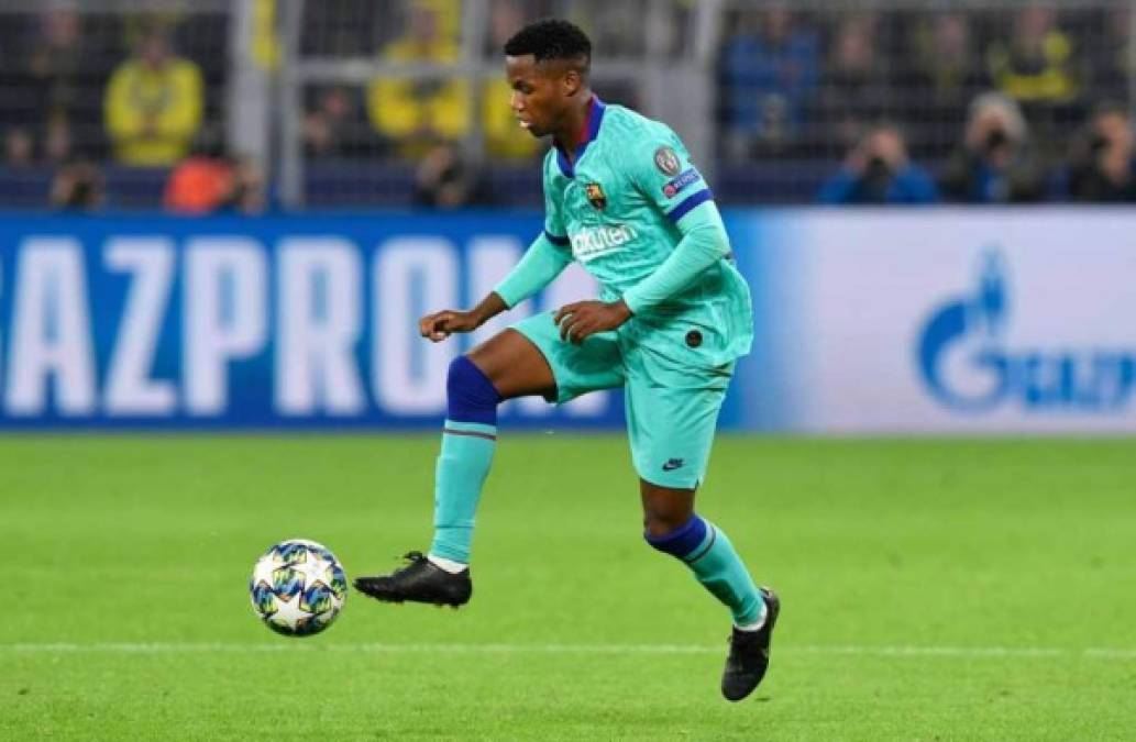 Ansu Fati desbanca a Bojan como el jugador más joven del Barça en debutar en Champions