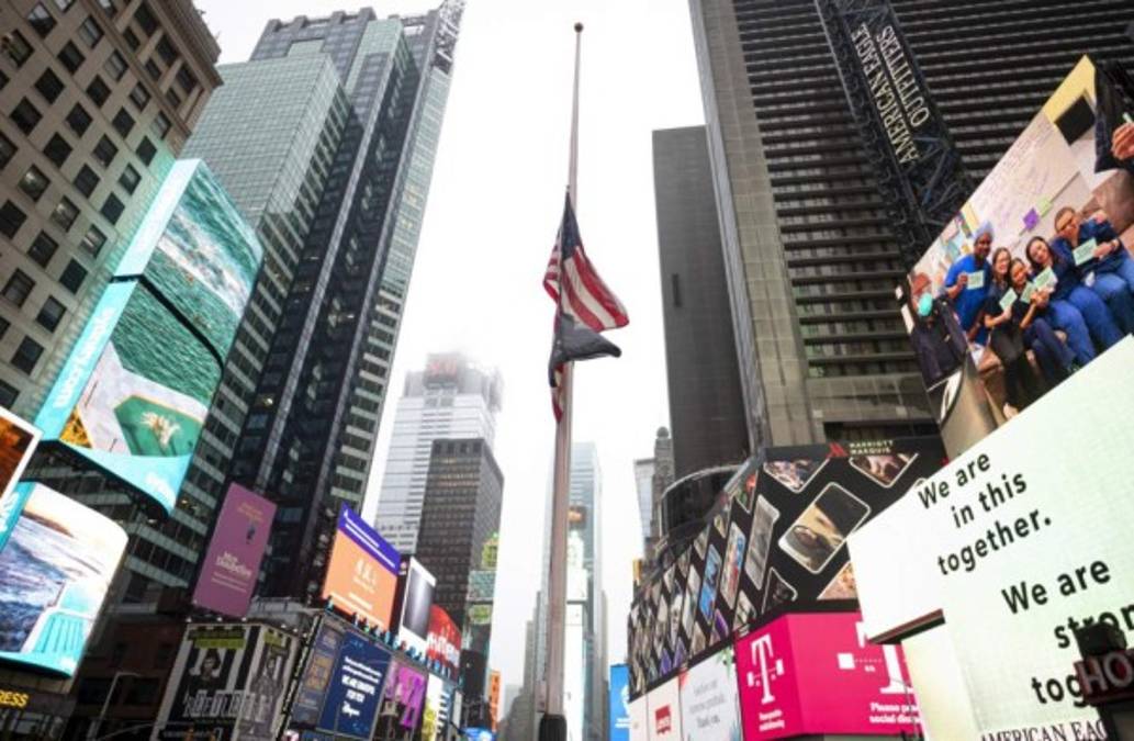 Más de 10.000 muertos por coronavirus en Nueva York, pero 'lo peor ya pasó'