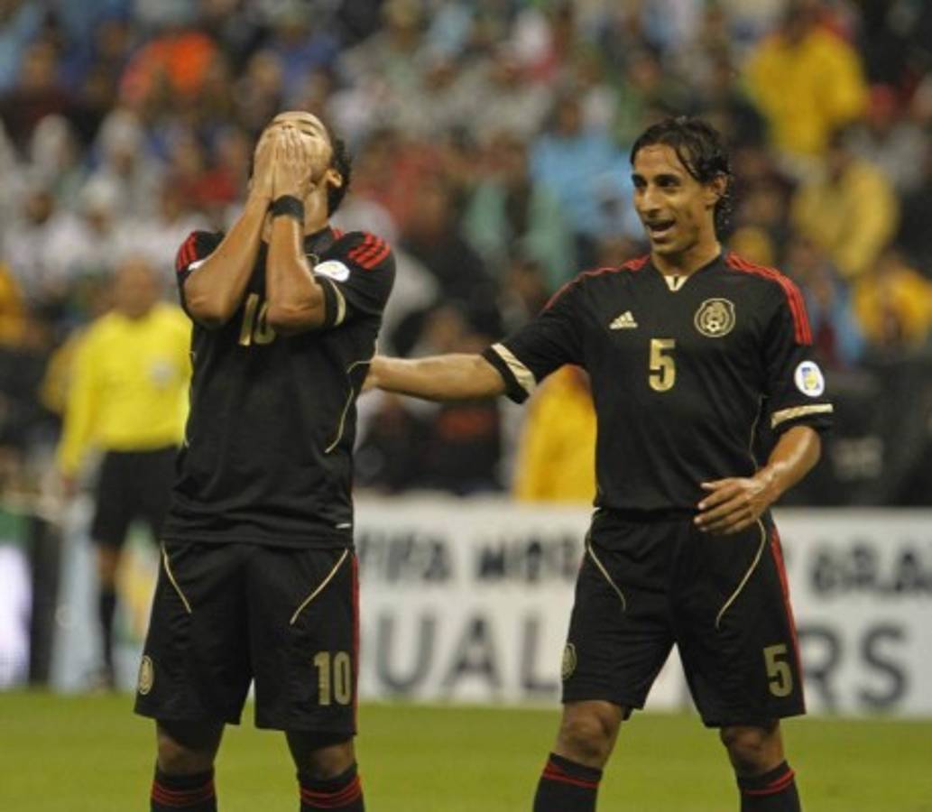 Las 10 fotos más recordadas del Aztecazo de Honduras a México