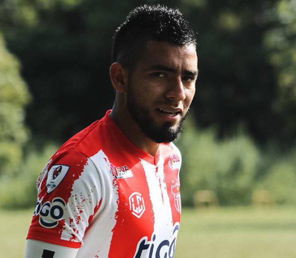 FICHAJES: Dejaría Olimpia por el extranjero, Motagua amarra cuatro altas y los legionarios que cambiarían de equipo