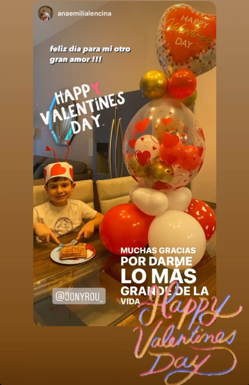 ¡Rodeados de amor! Así disfrutaron el día del amor y la amistad los futbolistas hondureños junto a sus parejas